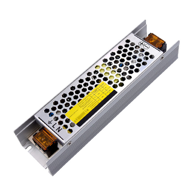 قطاع الطاقة LED منخفض الجهد الكهربائي 12V 24V DC 60W 5A محول الإخراج لأضواء LED