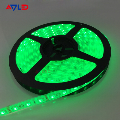 اللون الأخضر SMD 5050 60LEDs / M مصابيح LED الشريطية للأثاث الزخرفة عالية الوضوح مقاومة للماء