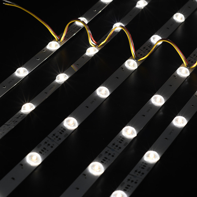 إضاءة خلفية LED لحل السقف الممتد ضمان IP20 لمدة 5 سنوات السقف الممتد الداخلي وصناديق الإضاءة المفردة