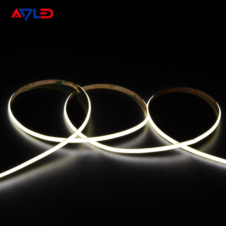 ضوء الشريط LED 5m Ultra Slim مرونة 4.5mm عرض 528led / m COB 4000K درجة حرارة اللون 2700K IP20/IP65 قائمة UL المصنفة
