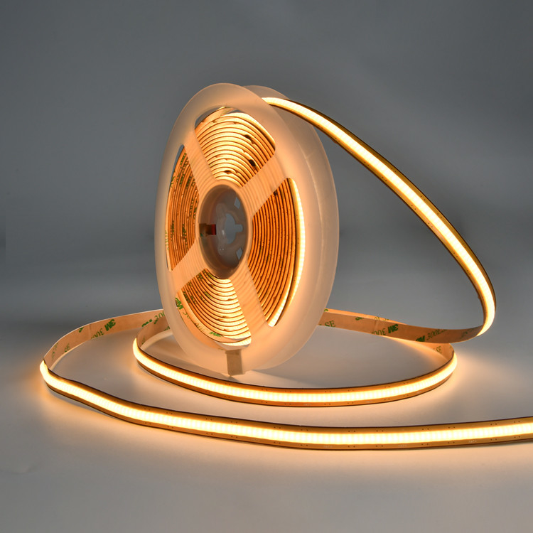 قطع مجاني DC12V 528LEDS COB ضوء شريط 3000K درجة حرارة اللون IP 20